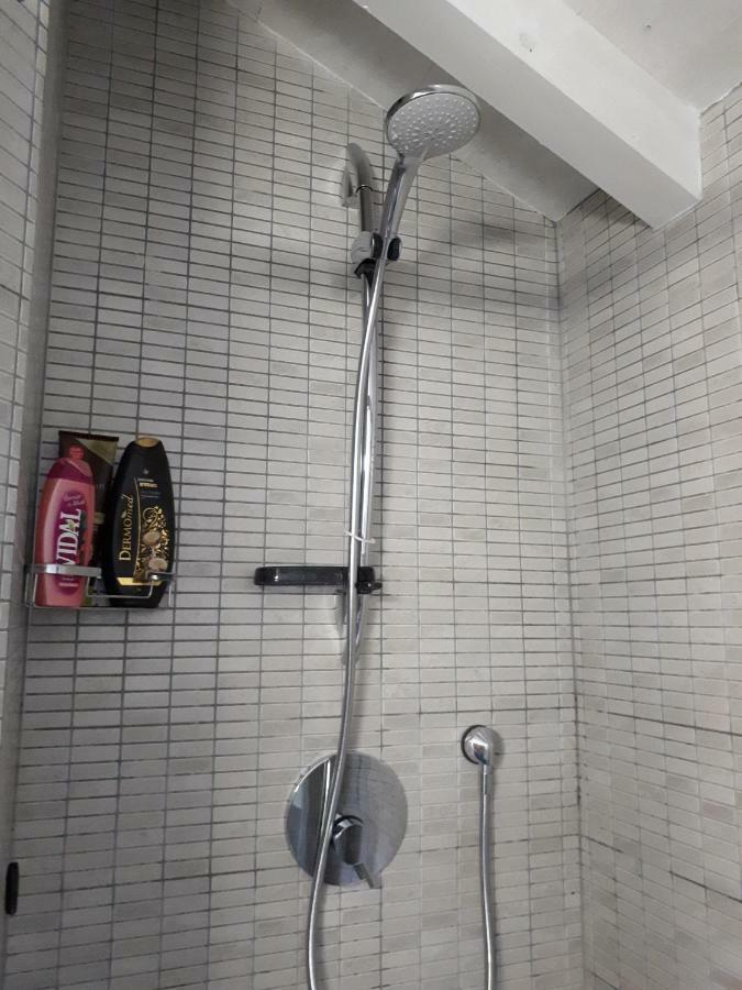 Apartament Residenza Borgo Antico Monte Isola Zewnętrze zdjęcie
